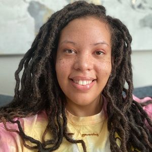 Meet your Posher, Dominique